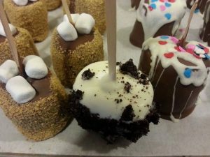 Truly Scrumptious Camas-Bakery custom cake